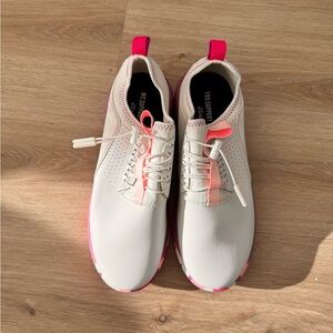 Pink and White Clove Camo Size 10.5